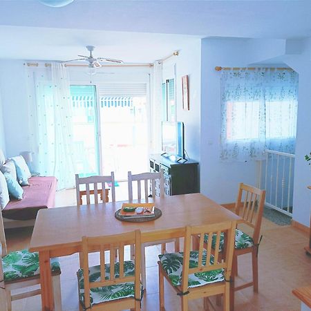 ベラ Casa Familiar A Pie De Piscinaヴィラ エクステリア 写真