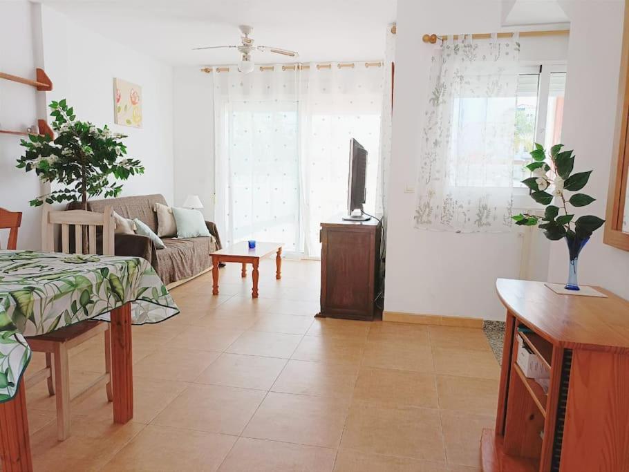 ベラ Casa Familiar A Pie De Piscinaヴィラ エクステリア 写真